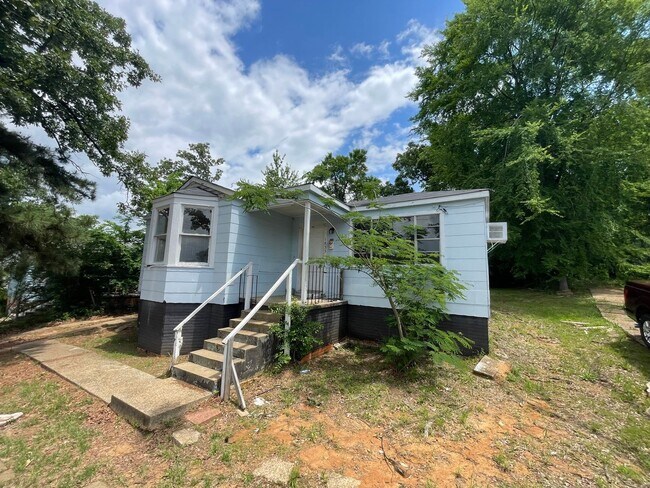 Building Photo - Beautiful Shreveport Home