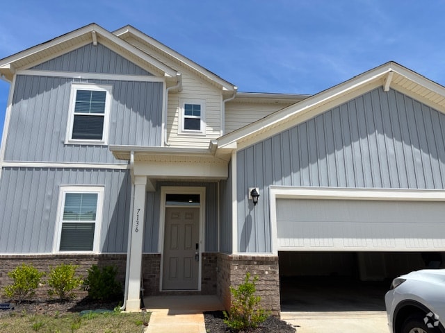 Building Photo - 7136 Maple Run Cir
