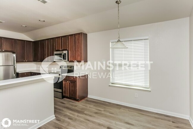 Foto del edificio - 2813 SAINT BERNARD DR, DALLAS, TX 75233