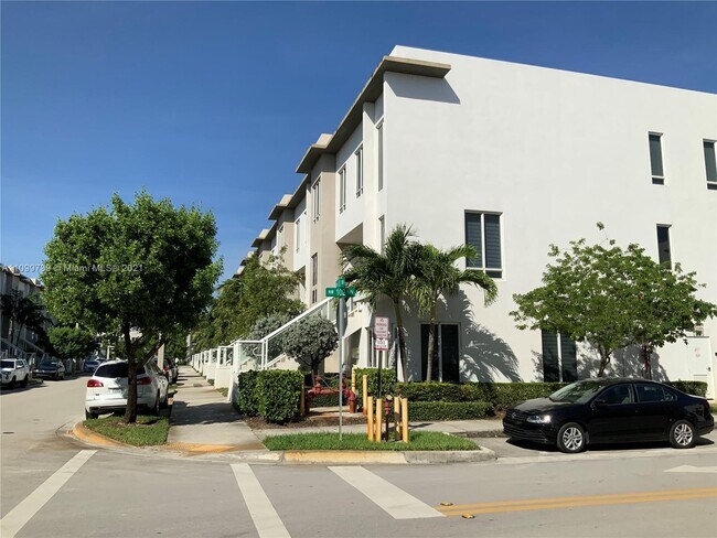 Foto del edificio - 10265 NW 63rd Terrace