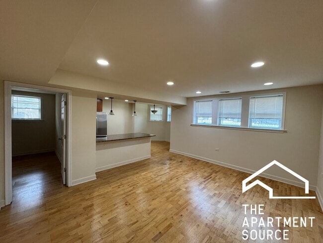 Foto del edificio - 6301 N Francisco Ave