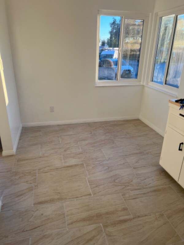 Building Photo - 500 Parker Dr