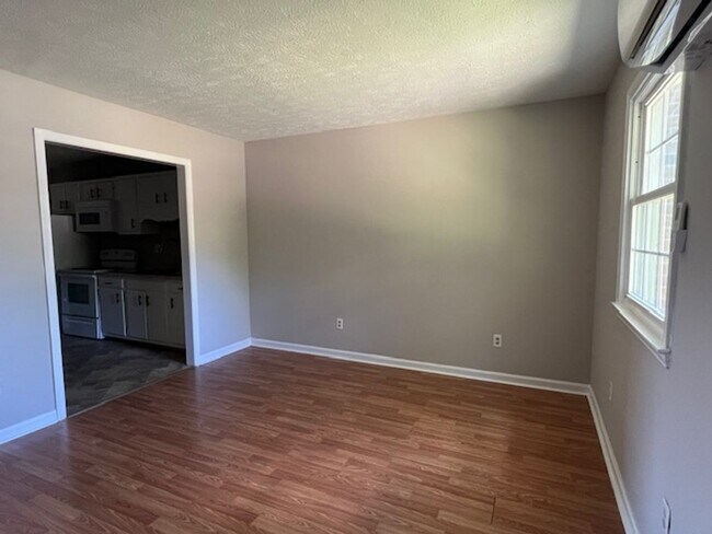 Foto del edificio - 6421 Applecross unit C ~  Southwood