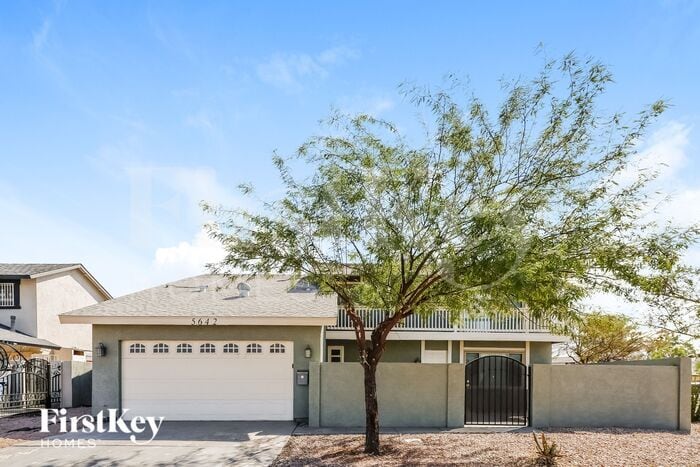 Foto principal - 5642 Clydesdale St