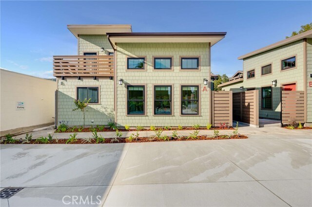 Building Photo - 127 E Foothill Blvd