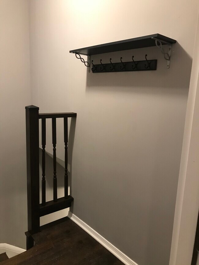 Foto del edificio - 1024 N Lawler Ave