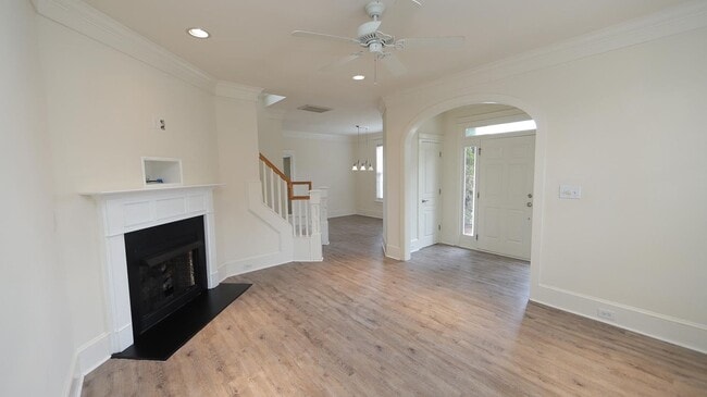 Building Photo - Charleston Style Home in Desirable Clayton Community