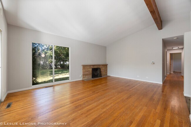 Foto del edificio - 59 Elmwood Dr