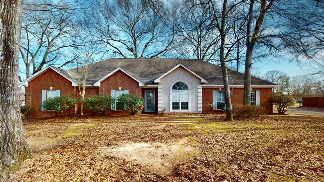 Foto del edificio - Wonderful 4 bedroom, 3 bath home in Grand Oaks Millbrook