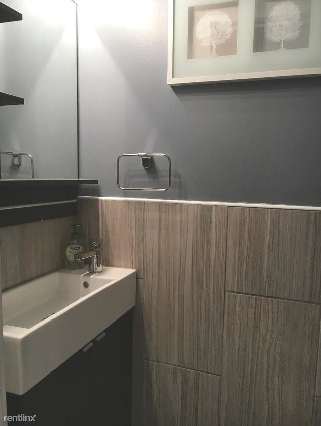 Foto principal - 2 br, 1 bath House - 2254 GREENWICH ST