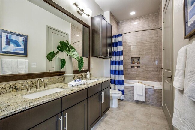 Foto del edificio - 4139 Bellaire Blvd