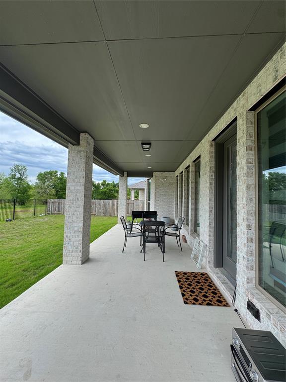 Building Photo - 14704 Kira Ln