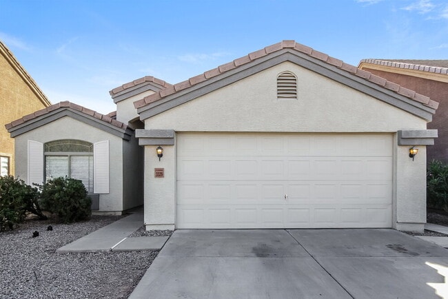 Building Photo - 3329 W Wayland Dr