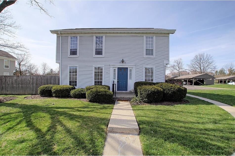 Front - 10875 Ponds Ln