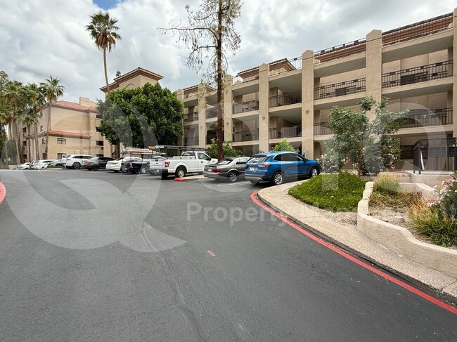 Foto del edificio - 5104 N 32nd St