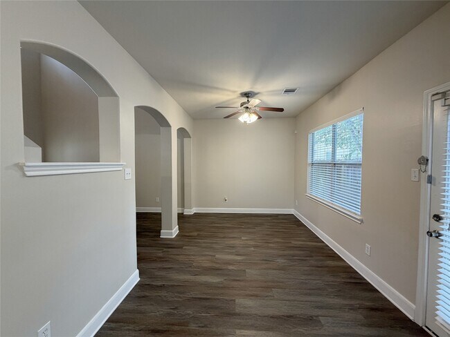 Foto del edificio - 3726 Ashford Villa Ln