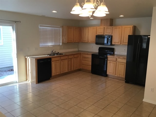 Building Photo - 6619 S Covewood Way