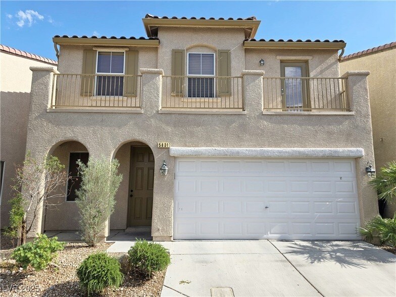 Foto principal - 5431 W Hasley Canyon Ave