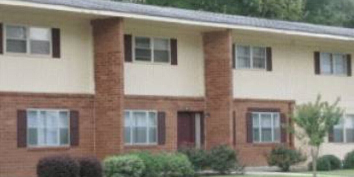 Chelsea Gardens Townhome Rentals in Warner Robins GA
