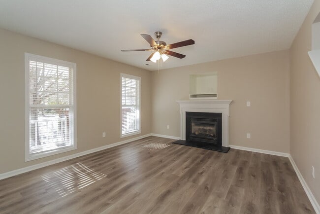 Foto del edificio - 7721 Prairie Rose Ln