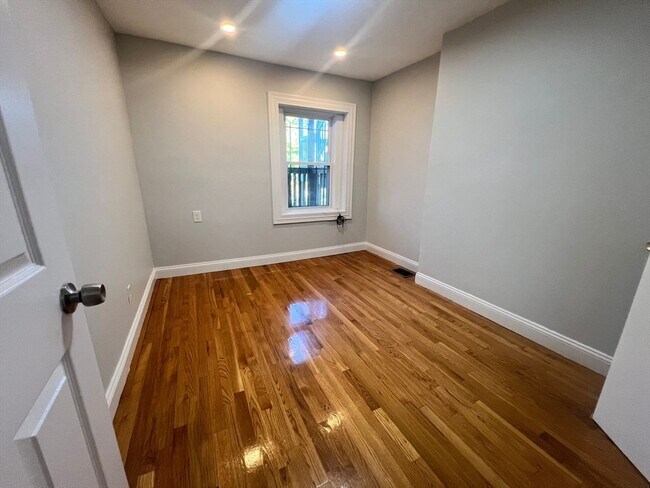 Foto del edificio - 2997 Washington St