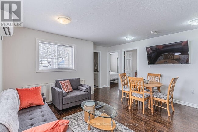 Building Photo - 266 Canice St