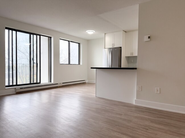Photo du bâtiment - 401 West Street North