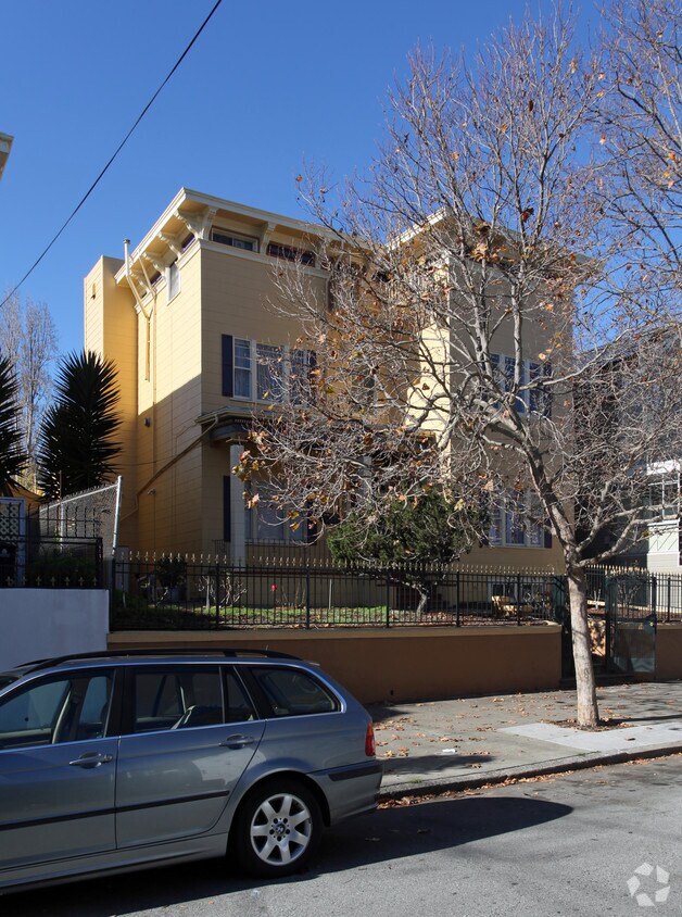 Primary Photo - 722 Shotwell St