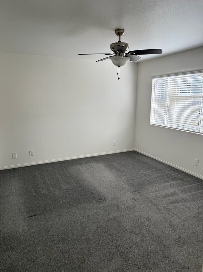 Foto del edificio - 129 Concord St