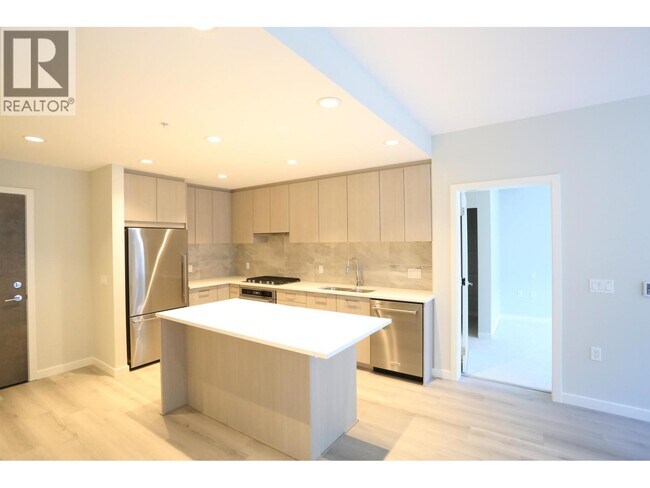 Photo du bâtiment - 615 Cottonwood Ave