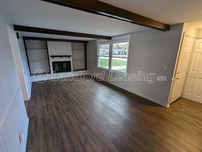 Foto del edificio - Beautiful 3-Bedroom Ranch with Fenced Yard...