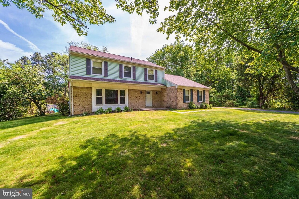 Photo - "Spacious Elegance Awaits: 5-Bedroom Gem at 13508 Pendleton St, Fort Washington!"