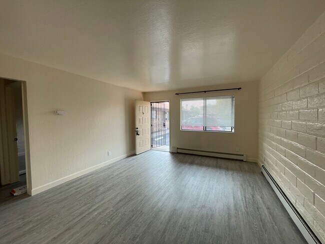 Foto del edificio - 1560 G St