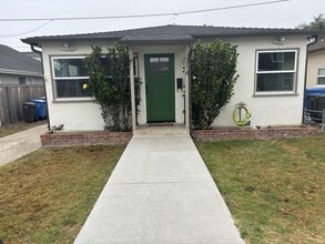Building Photo - 314 Castaic Ave