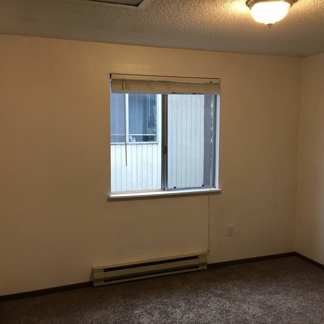 Dormitorio 1 - 4225 SE 15th Ave