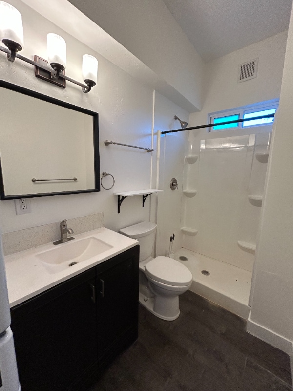 Building Photo - 3467-71 Luna Ave