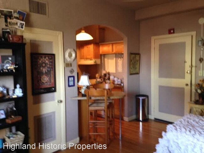 Foto del edificio - Studio, 1 bath Apartment - 2124 Highland A...