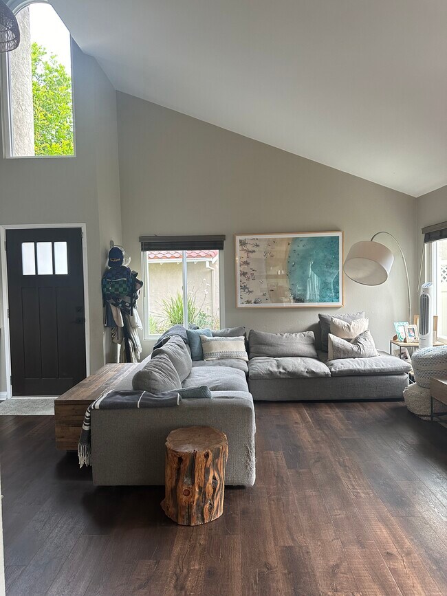 Building Photo - 2179 Sea Village Cir