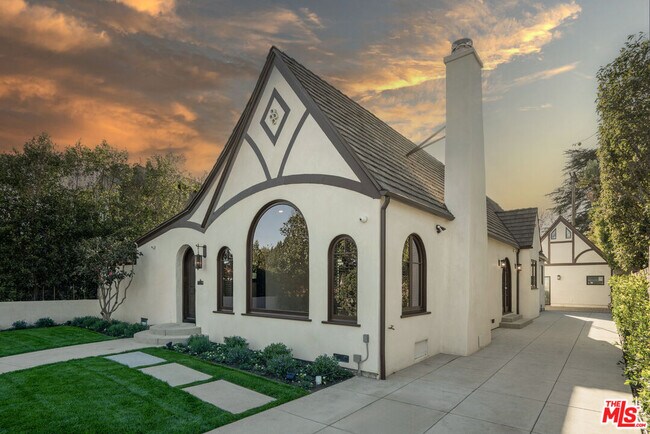 Foto del edificio - 4265 Denny Ave