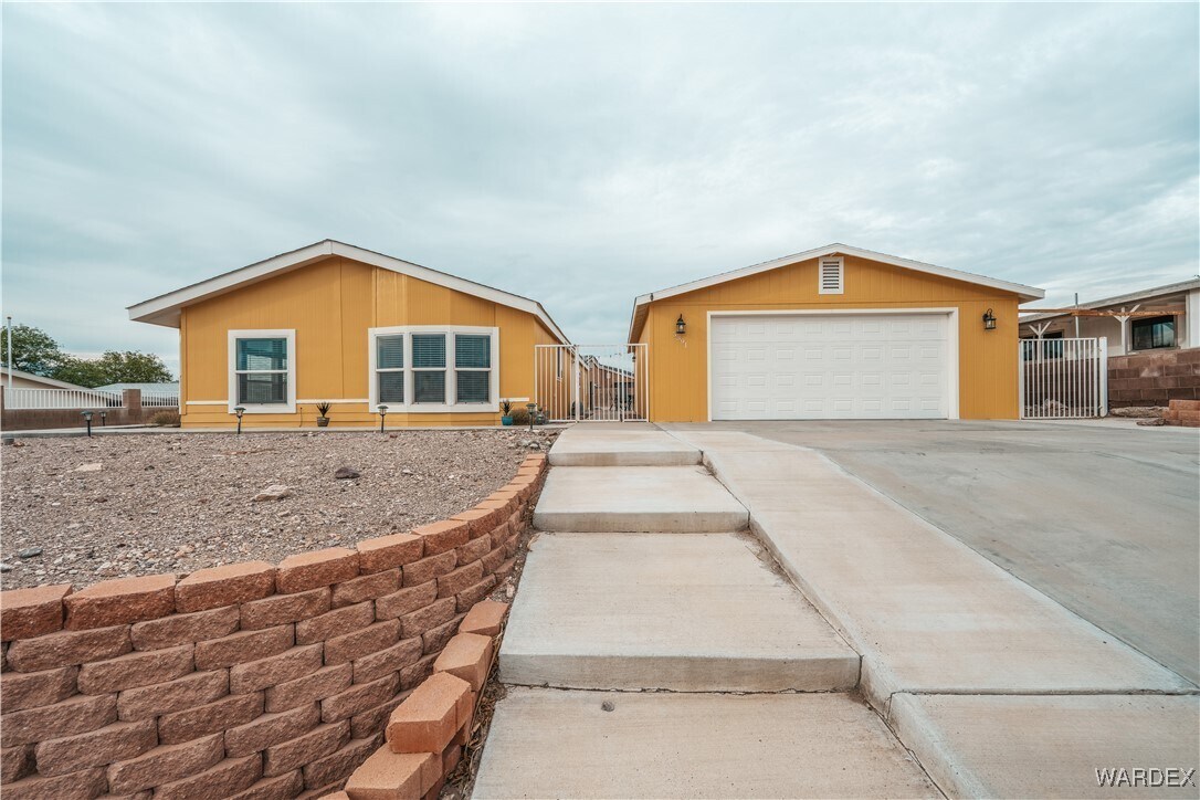 Foto principal - 3391 S Ridge Ave