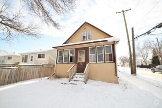 Building Photo - 1518 Catharine Ave