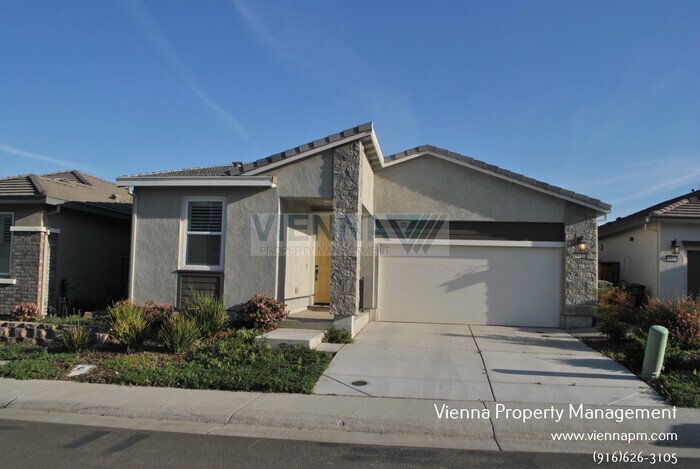 Primary Photo - 1427 Cheetah St