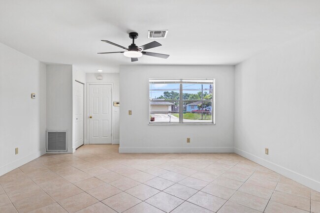 Foto del edificio - 106 NW Curtis St