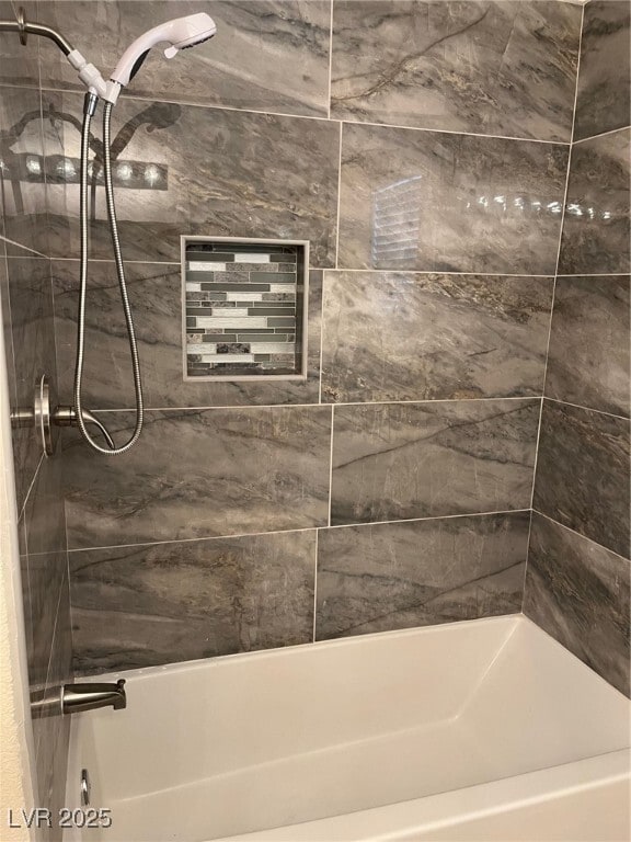 Foto del edificio - 5764 Yellowcrest Ct