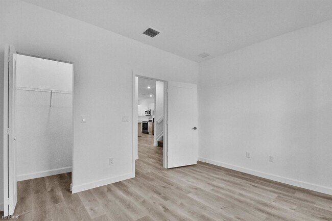 Foto del edificio - 4 br, 3 bath Townhome - 4085 Sunset Way