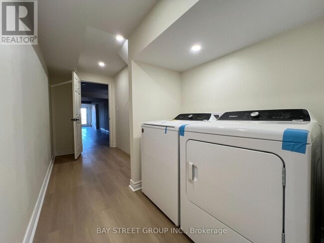 Building Photo - 132 Hartney Dr