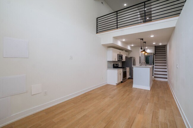 Foto del edificio - Two Bed Brewerytown Home