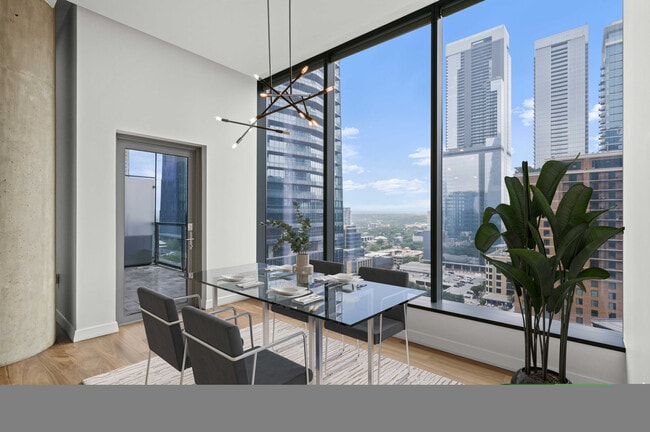 Building Photo - 210 Lavaca St