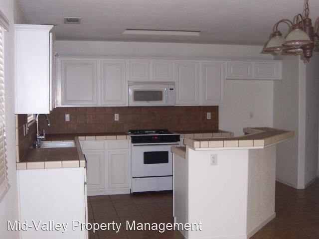 Foto del edificio - 3 br, 2 bath House - 2679 Tecopa Avenue