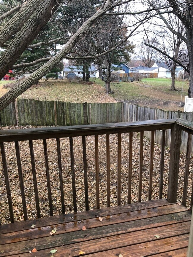 Building Photo - 2 BR/1 Bath home